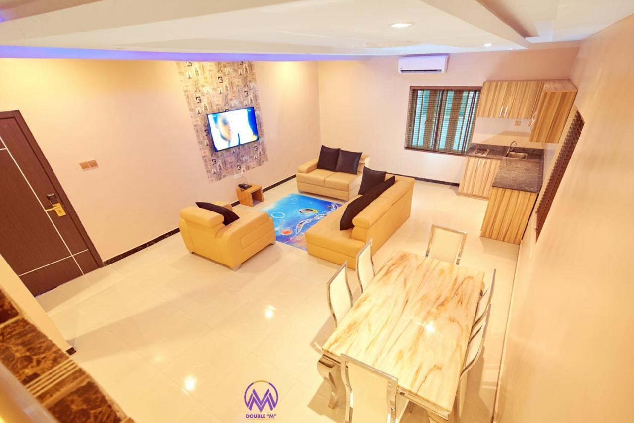 Double M Exquisite Suites And Lounge Lekki Ogombo Exterior photo
